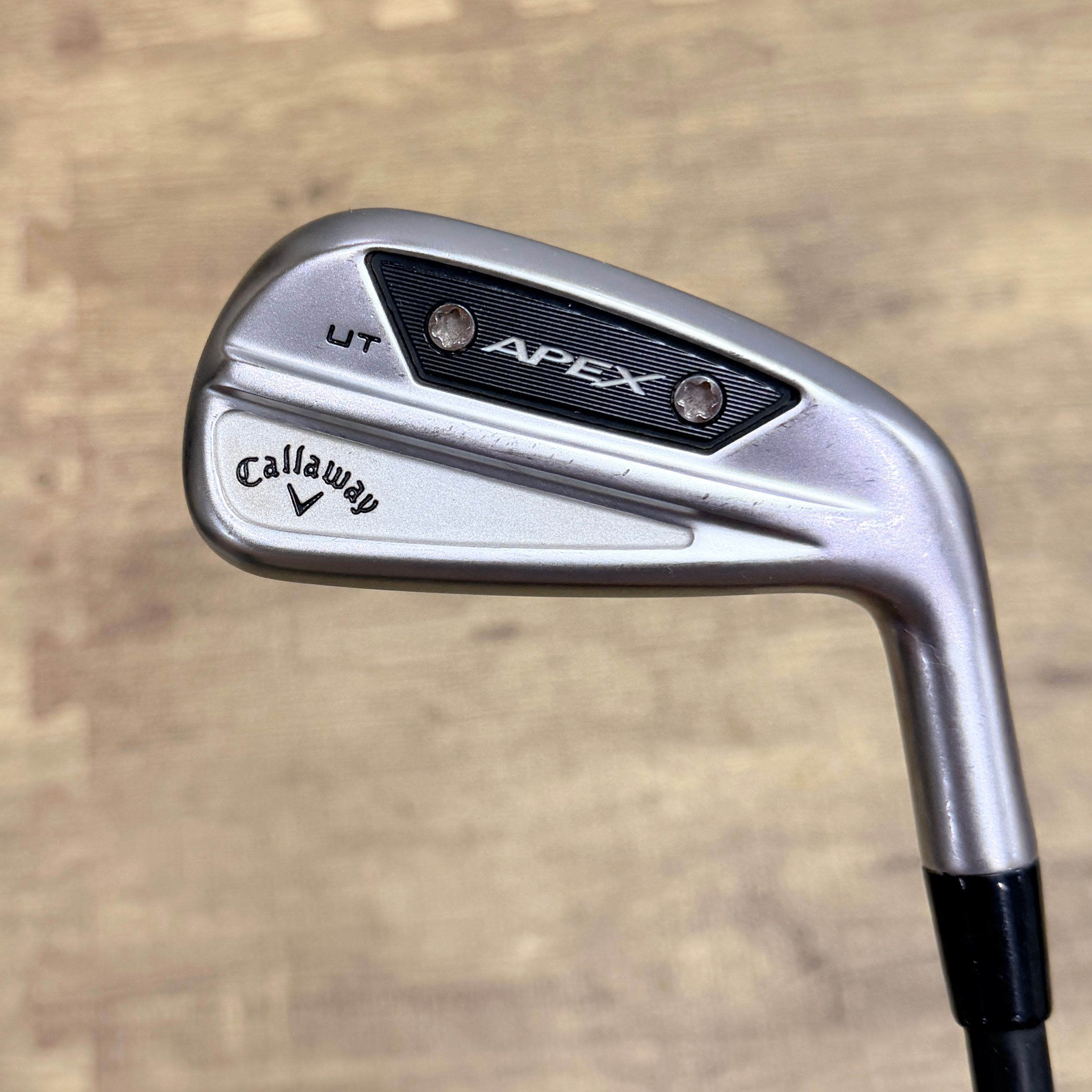 3027)  UDI 3 Iron 20°- Callaway Apex UT 24 / Mitsubishi, Stiff