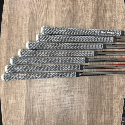 199) LH- 2025 Srixon ZXi7 Iron Set 4-PW / NS Pro Modus3 Steel