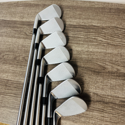 フルセット19 99) 2025 Srixon ZXi5/ZXi7 Iron Set 5-AW / KBS C Taper Steel