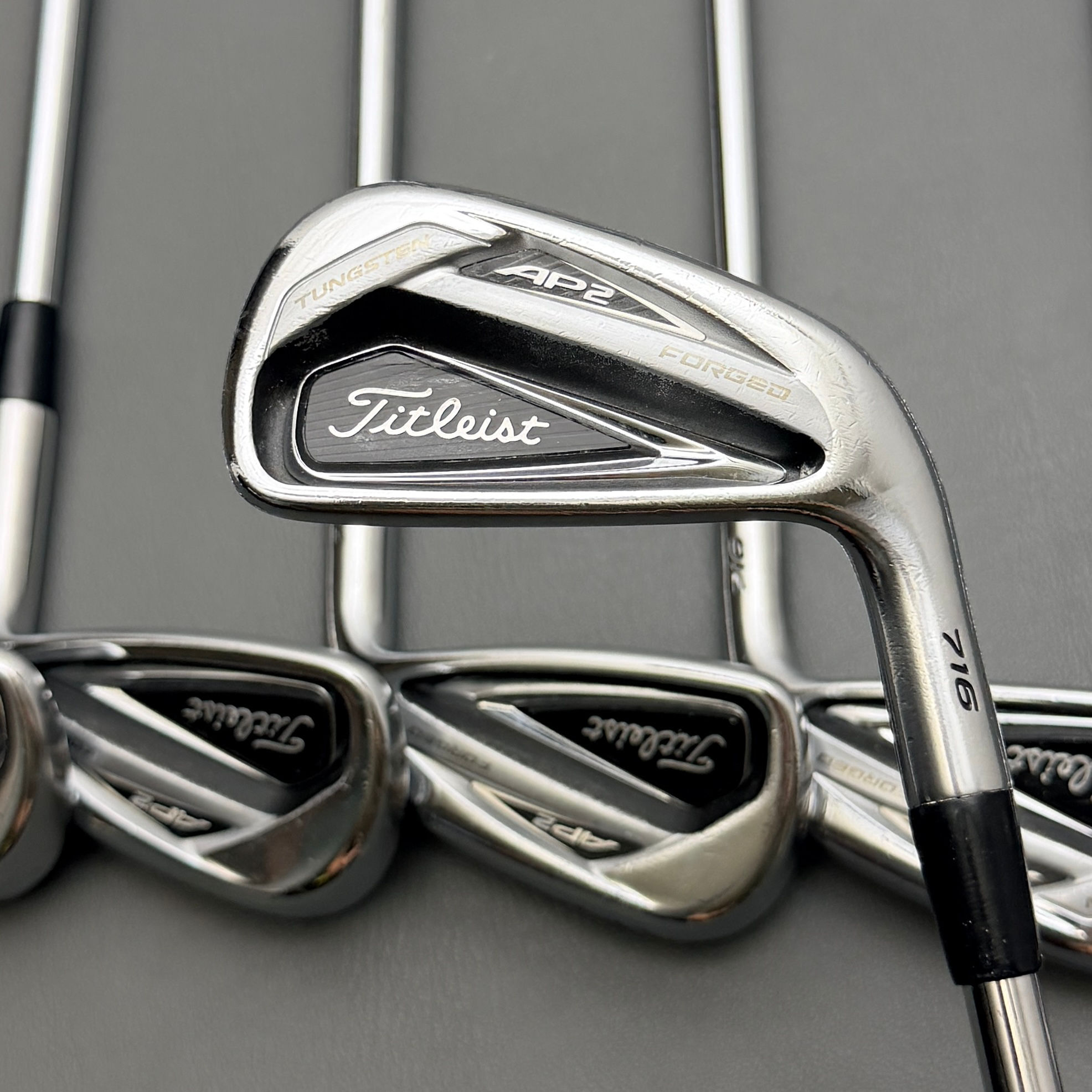 248) Titleist 716 AP2 Iron Set 4-PW / Dynamic Gold Steel, Stiff