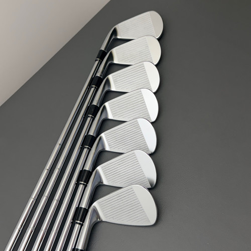 204) 2025 Srixon ZXi5 Iron Set 4-PW / Dynamic Gold Tour Issue