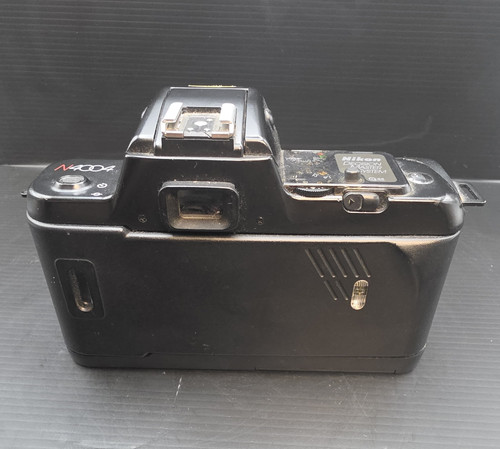 Vintage Nikon N4004 AF 35mm SLR Film Camera Body AS-IS Untested