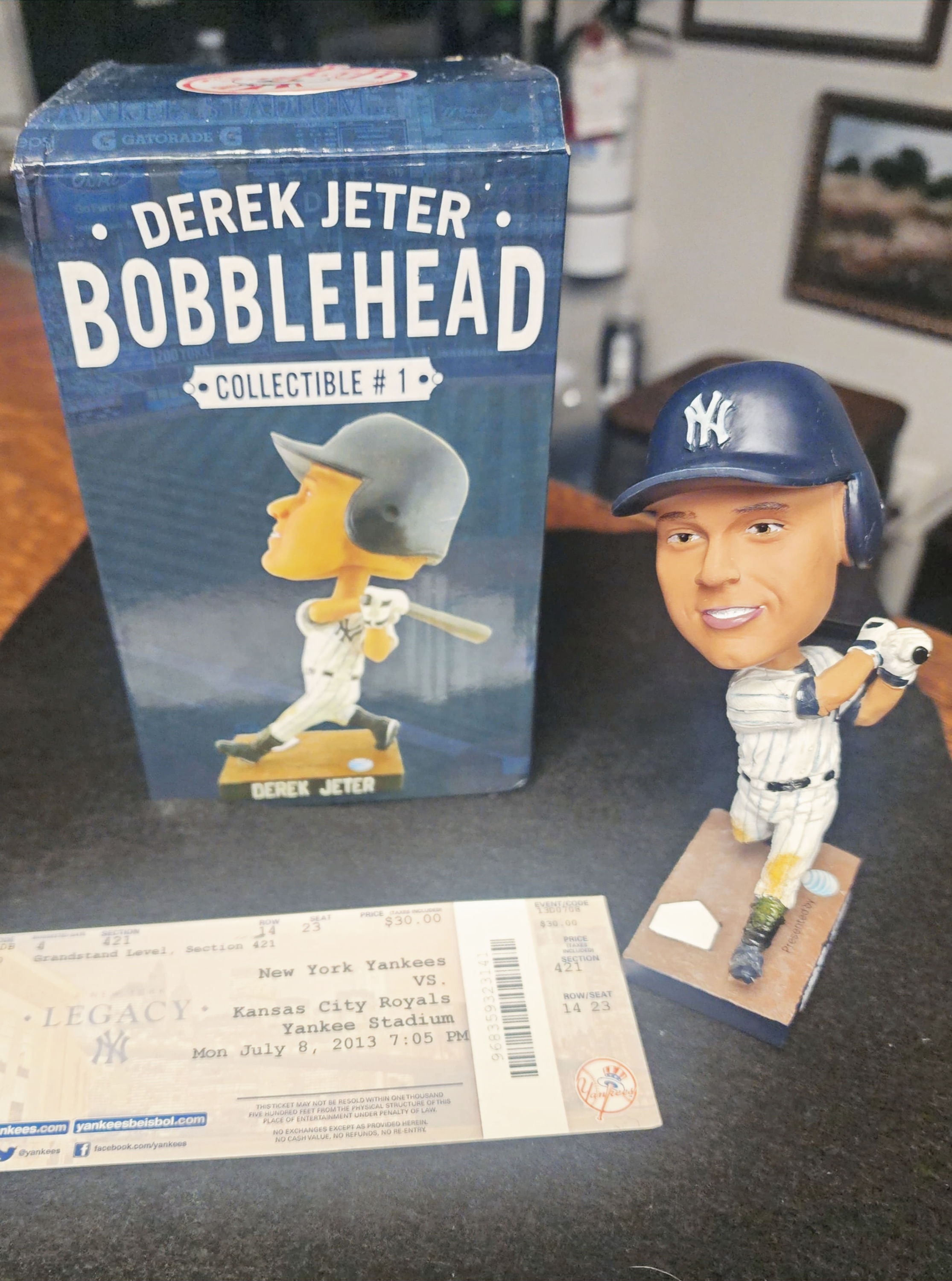 2013 Derek Jeter New York Yankees SGA Bobblehead Collectible #1 w/ Box