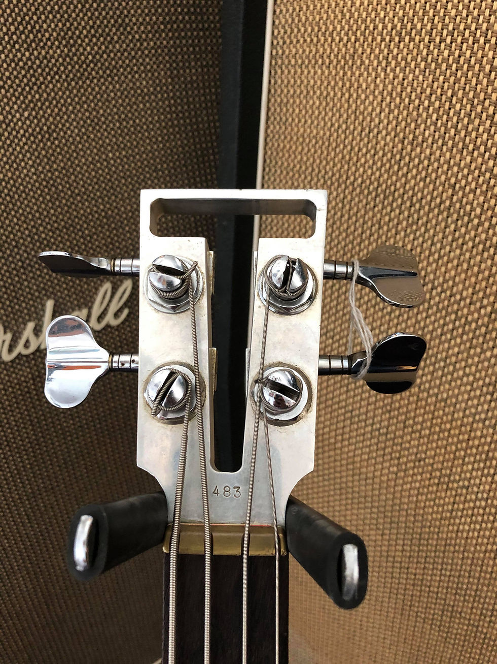 Thumbnail: 1976 Travis Bean TB-2000