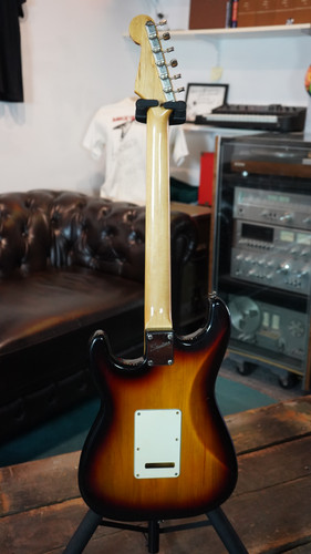 ギター fender Squier  STRATOCASTER 1986 Squier MIJ Stratocaster Black | The Music Zoo