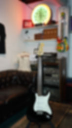 Thumbnail: 1980s Squier Stratocaster, made in Korea