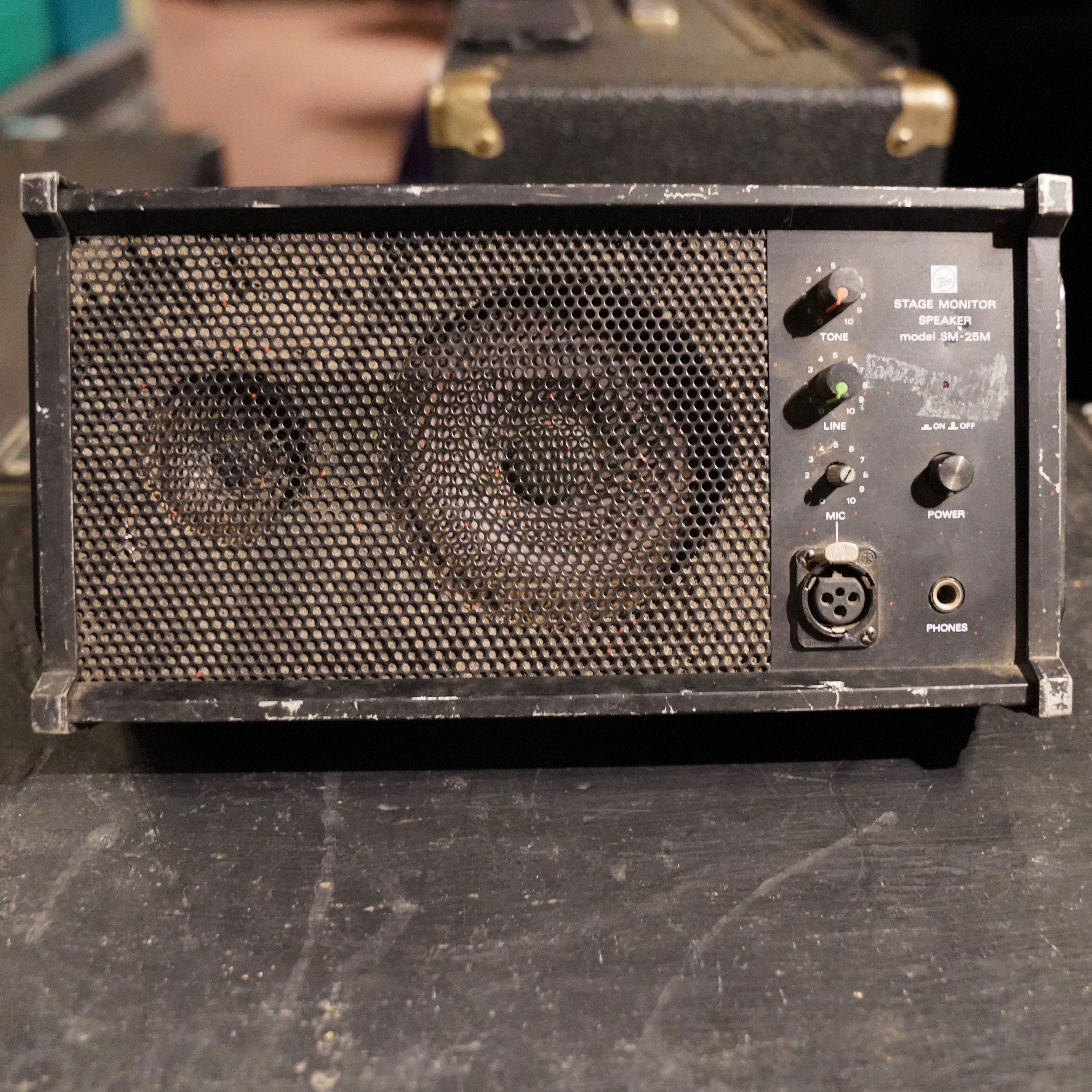 TOA SM25M Powered Monitor