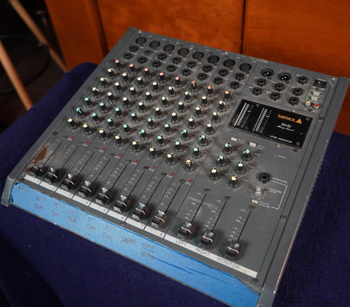 Samick SM-82 Mixer | mikes-music