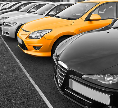 Coches aparcados resaltados