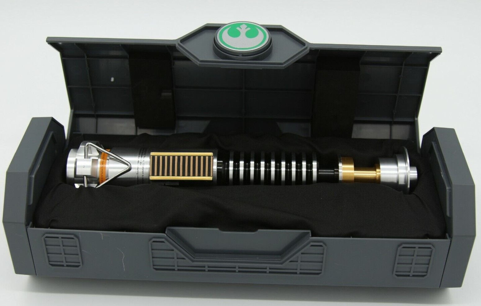 Star Wars Luke Skywalker Legacy Lightsaber Hilt plus 36 inch Blade