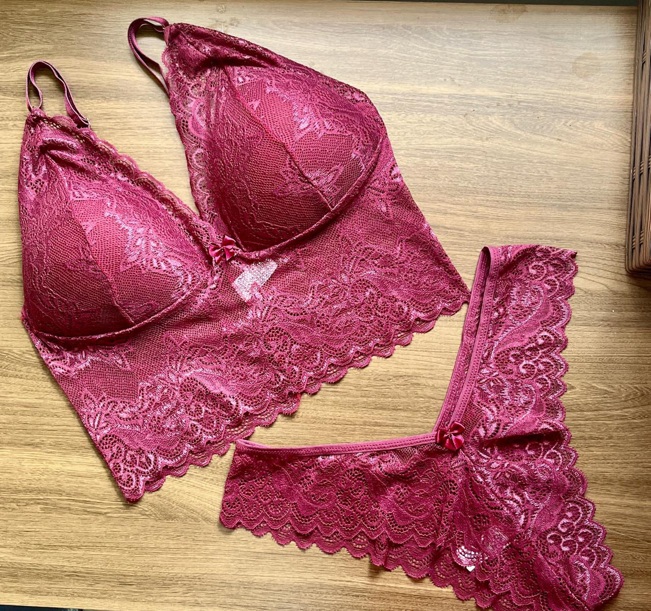 CONJUNTO CROPPED FIO DENTAL RENDADO