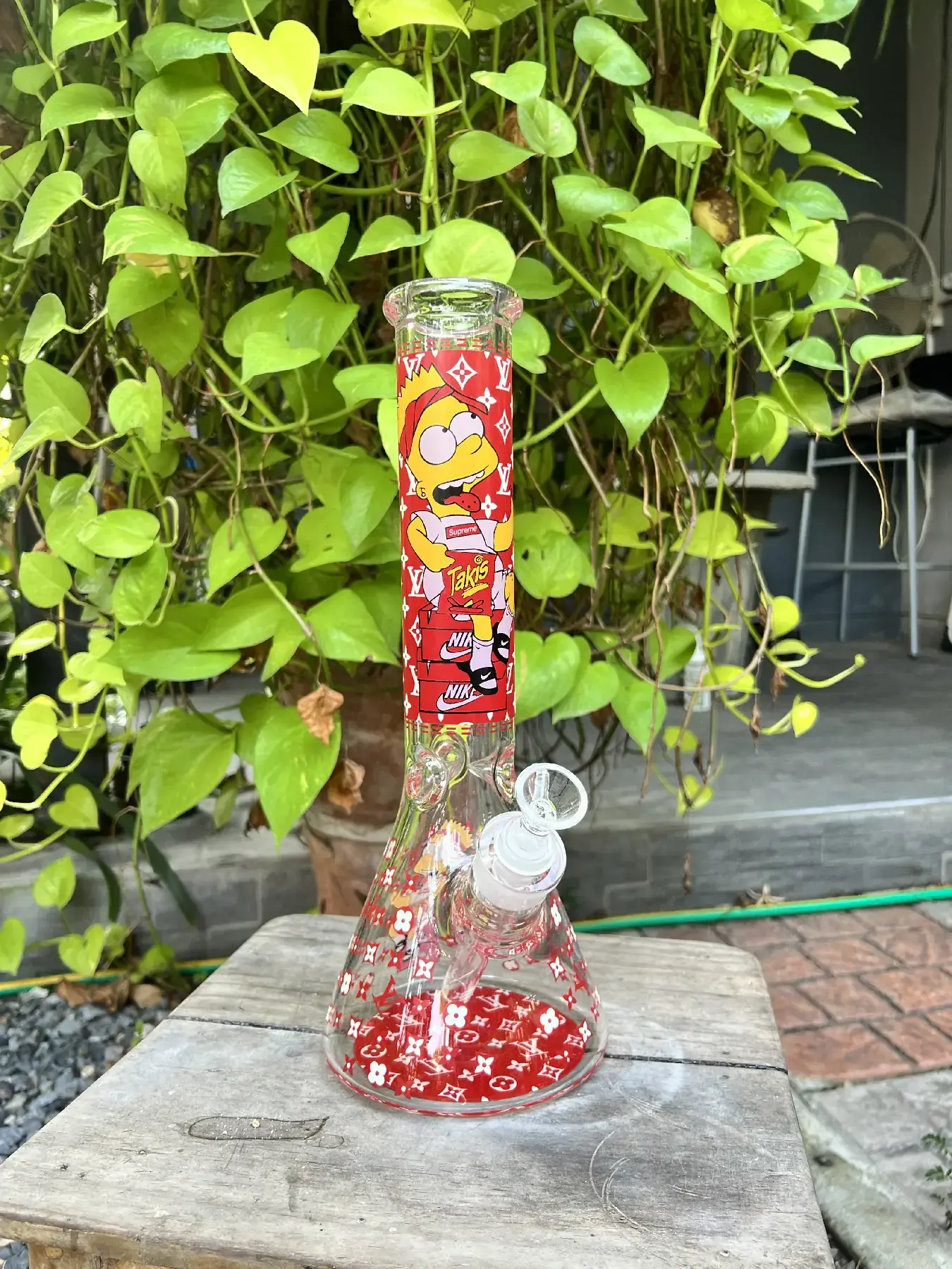 บ้องแก้วทรงกรวย Simpson Beaker Bong