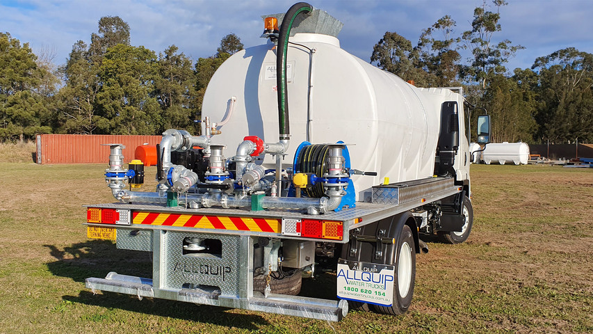 Isuzu 7,700Lt - Photo 01.jpg