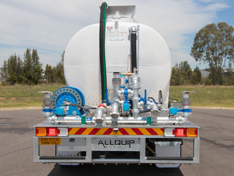 AWT_PC-7700 Water Truck_Photo 02.jpg