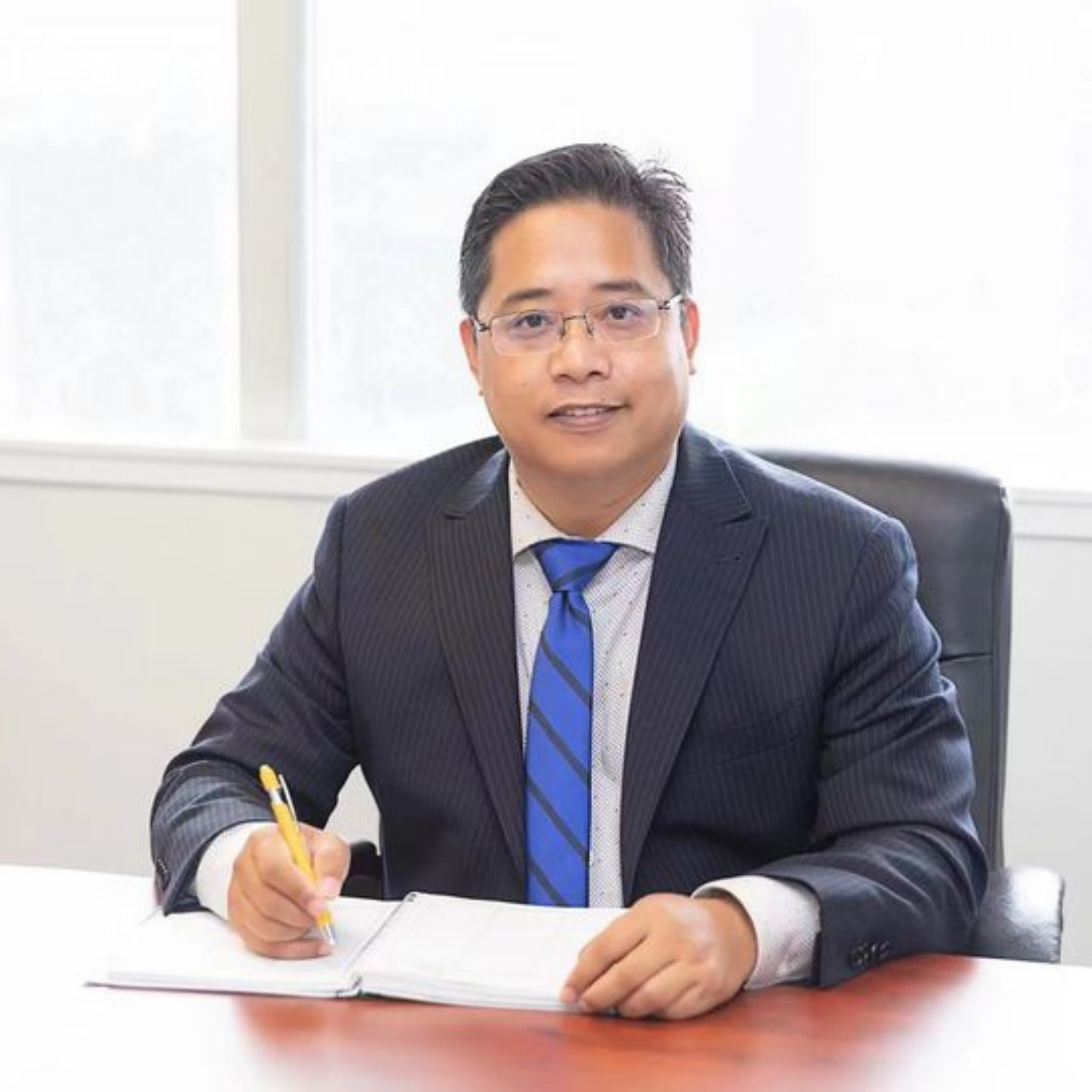 Writer: Dennis Li