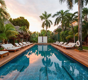 Magic Blue Spa Hotel pool