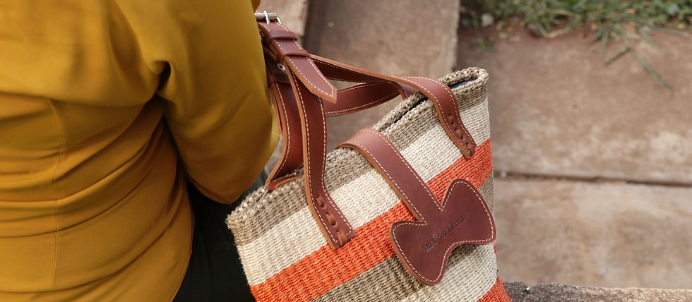 Thumbnail: Bowtie Weaved Sisal Bag