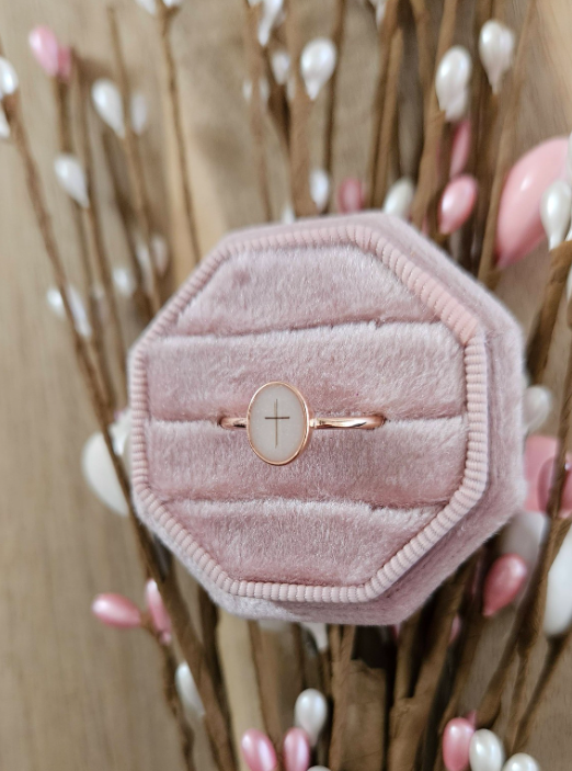 The Sentiment Oval Ring