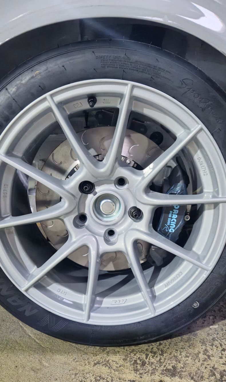 Miniaturbild: BMW E30 / E36 AP-Racing 330mm Bremsanlage für 5 Loch Umbau