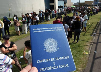 DESEMPREGO NO BRASIL SOBE PARA 13,8% EM JULHO, MAIOR TAXA DESDE 2012