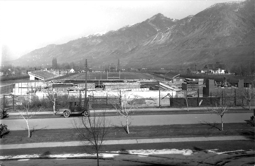 1935 During construction