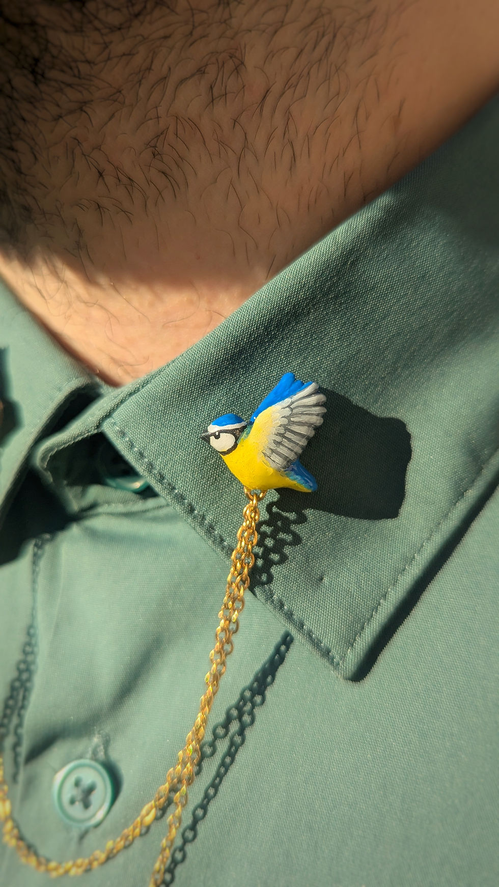 Miniature : Bijou de col Mesange bleue en vol