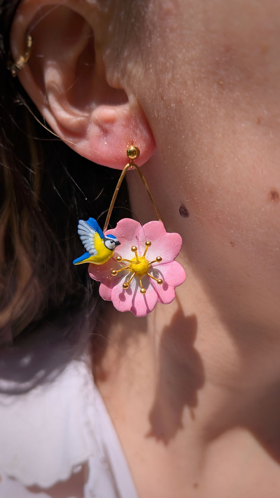 Miniature : Boucles Fleur d'églantier et mésange bleue