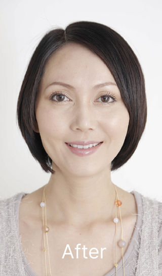 大人のヘアメイクを叶えるトップウィッグ｜自然な分け目と高い通気性