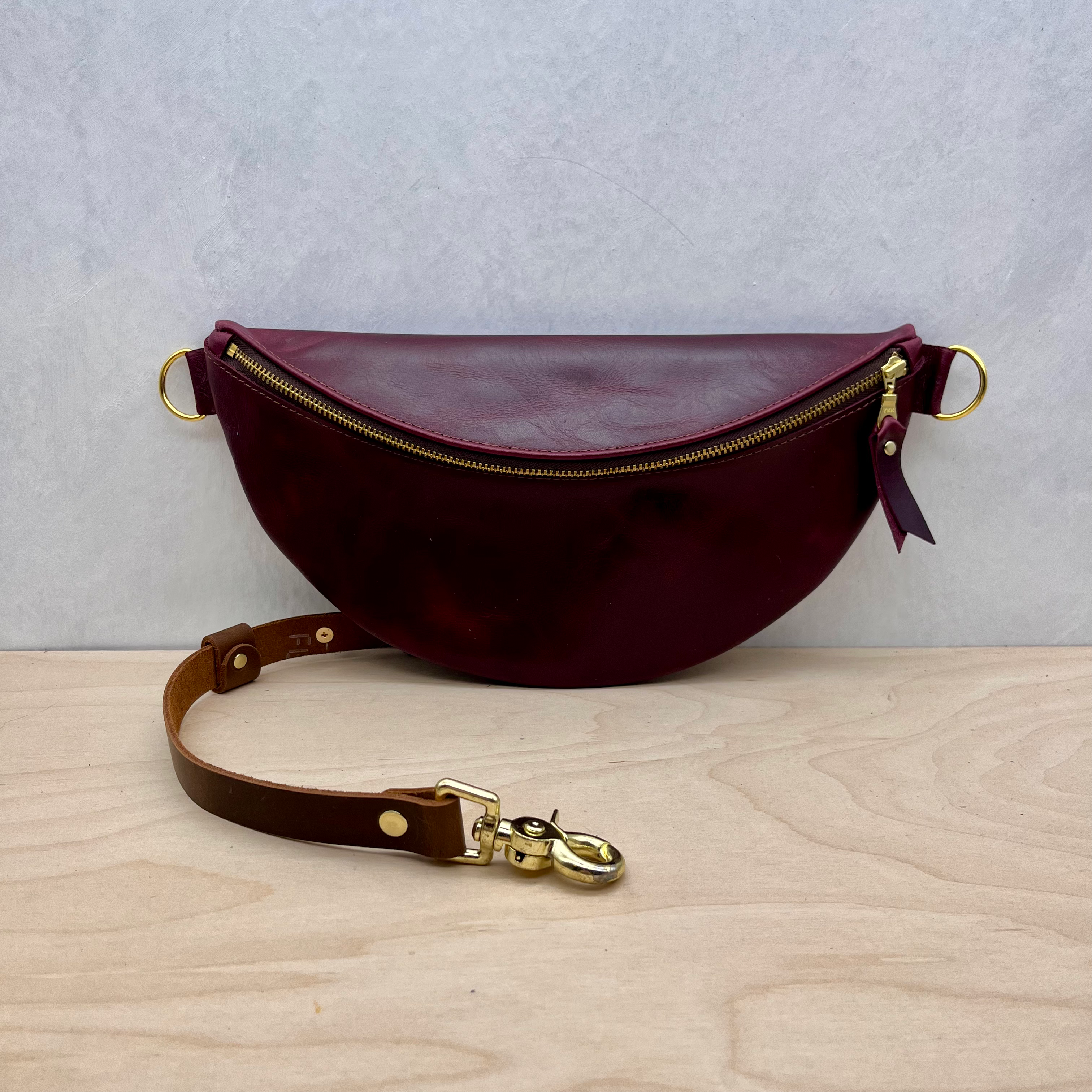 Slim Fanny Pack - Wine Red