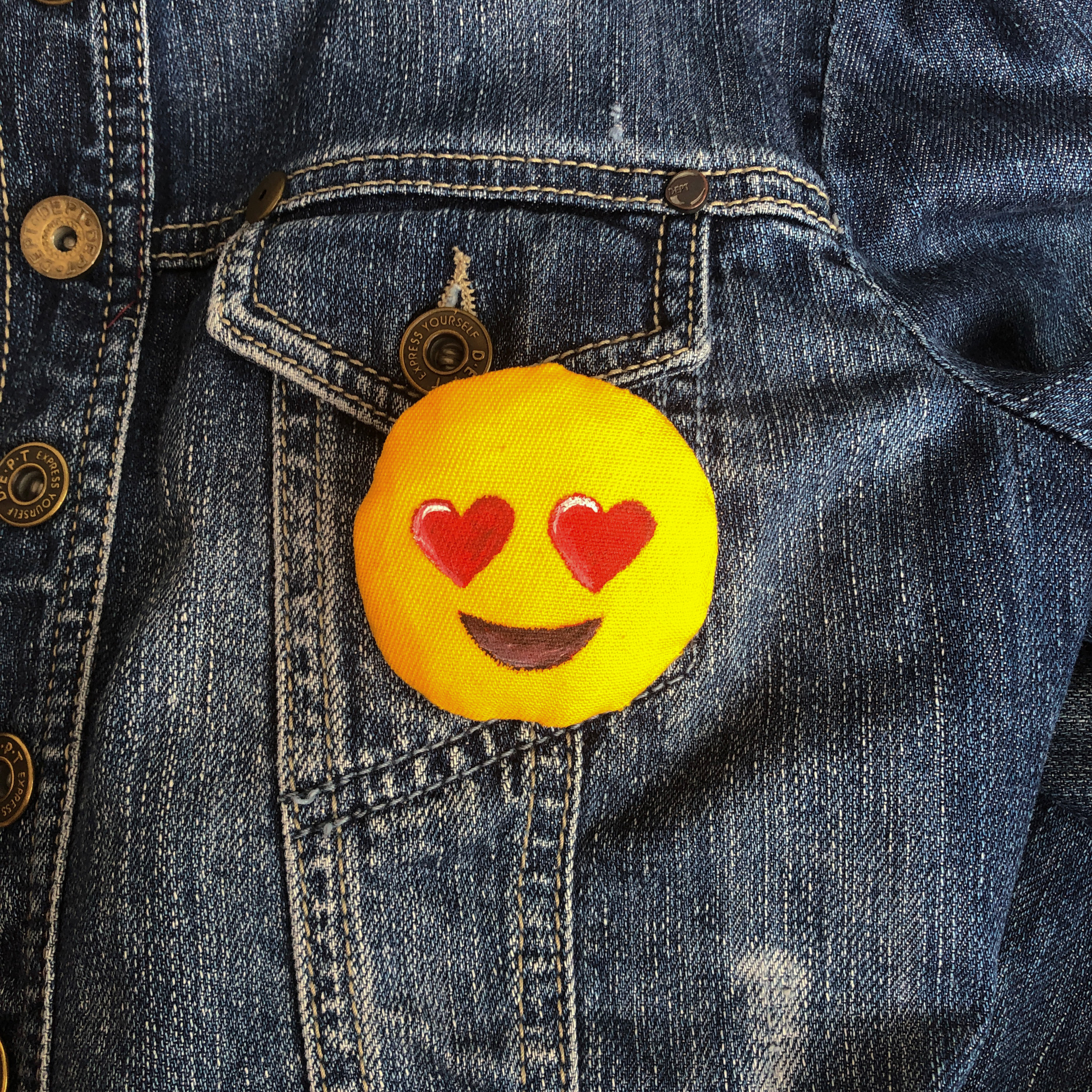 Aşık Emomoji Broş