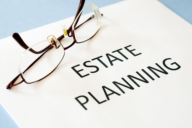 Essential Tips for Creating a Will and Effective Estate Planning