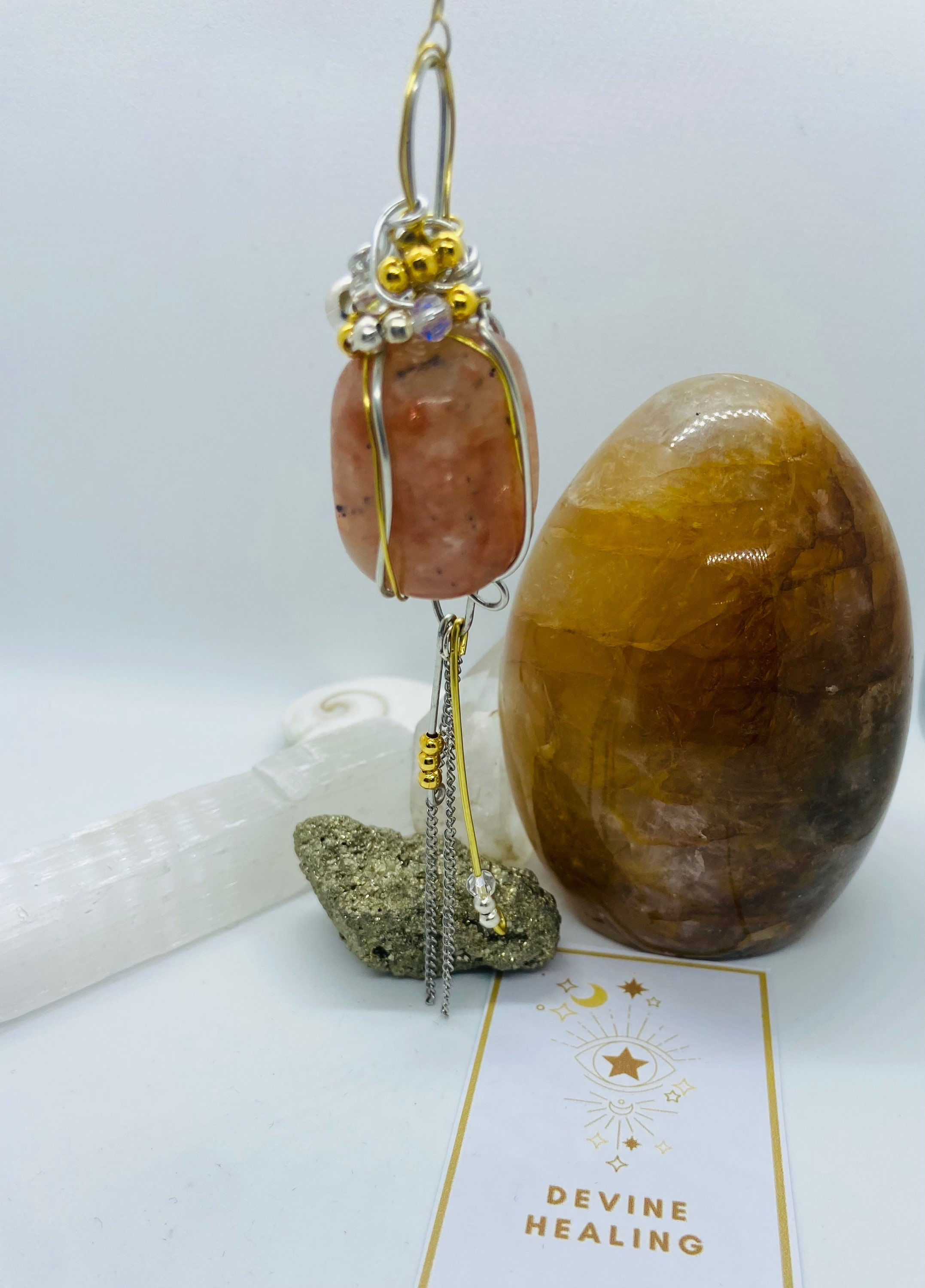 Sunstone dangle-wrap