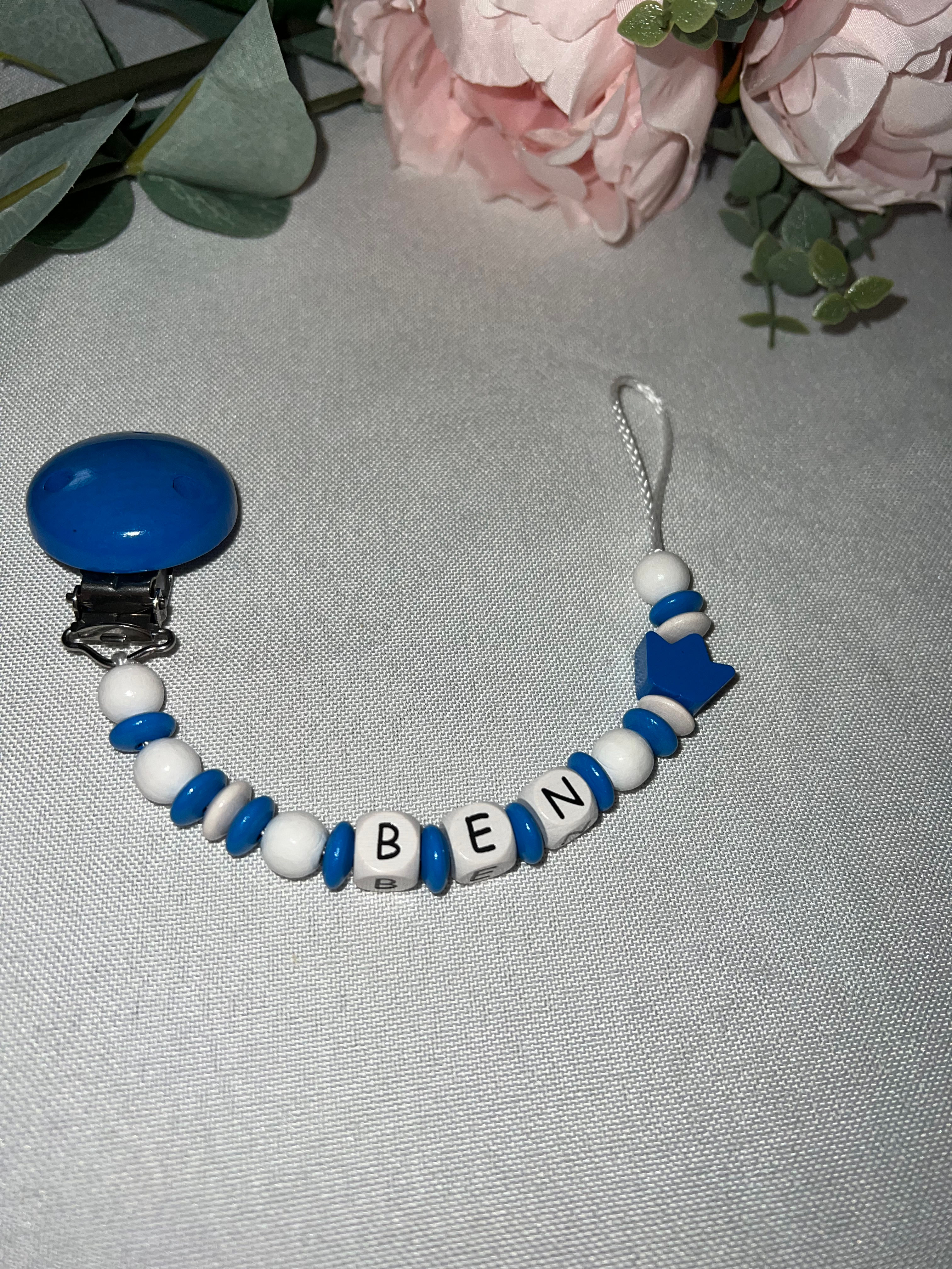 Schnullerkette „Meine blaue Krone“ – stilvoll, modern & praktisch