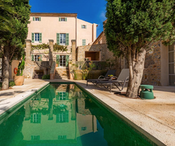 Yartan Boutique Hotel