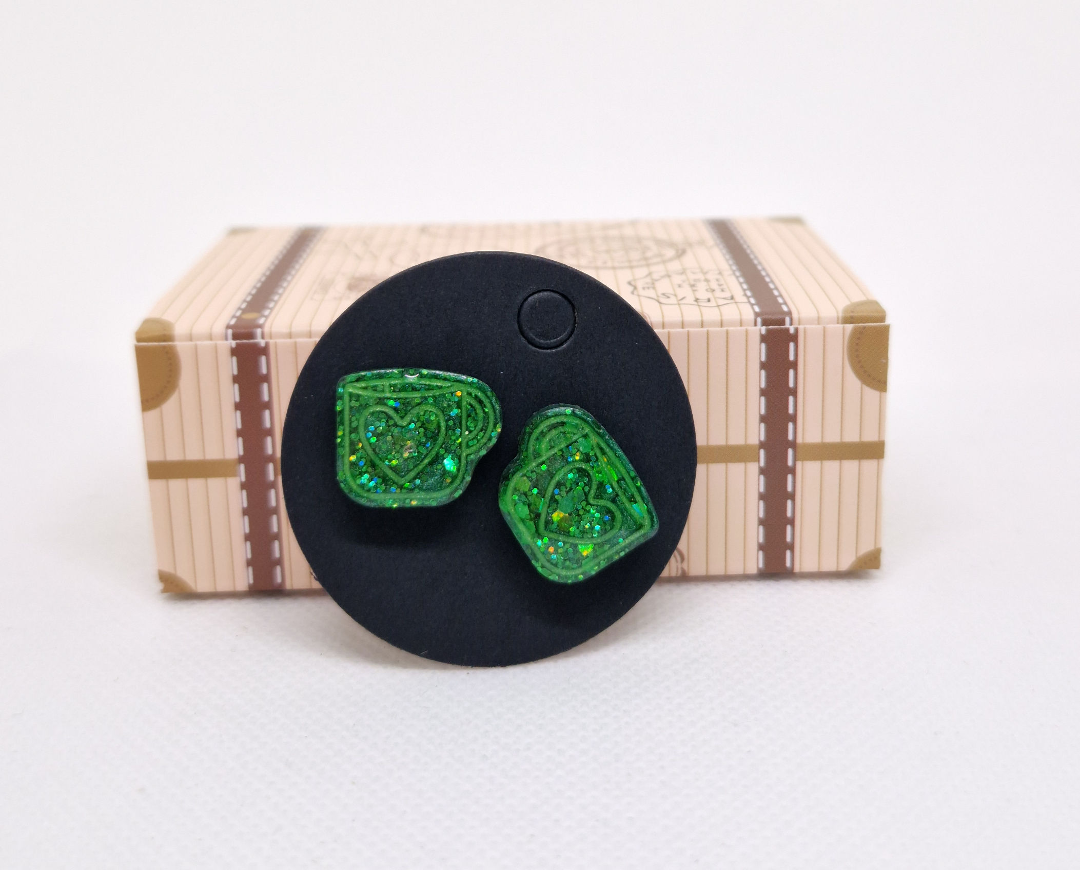 Puces Tasses avec Coeur Vert sur vert pailleté