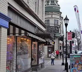 Waukesha-Art-Crawl.webp