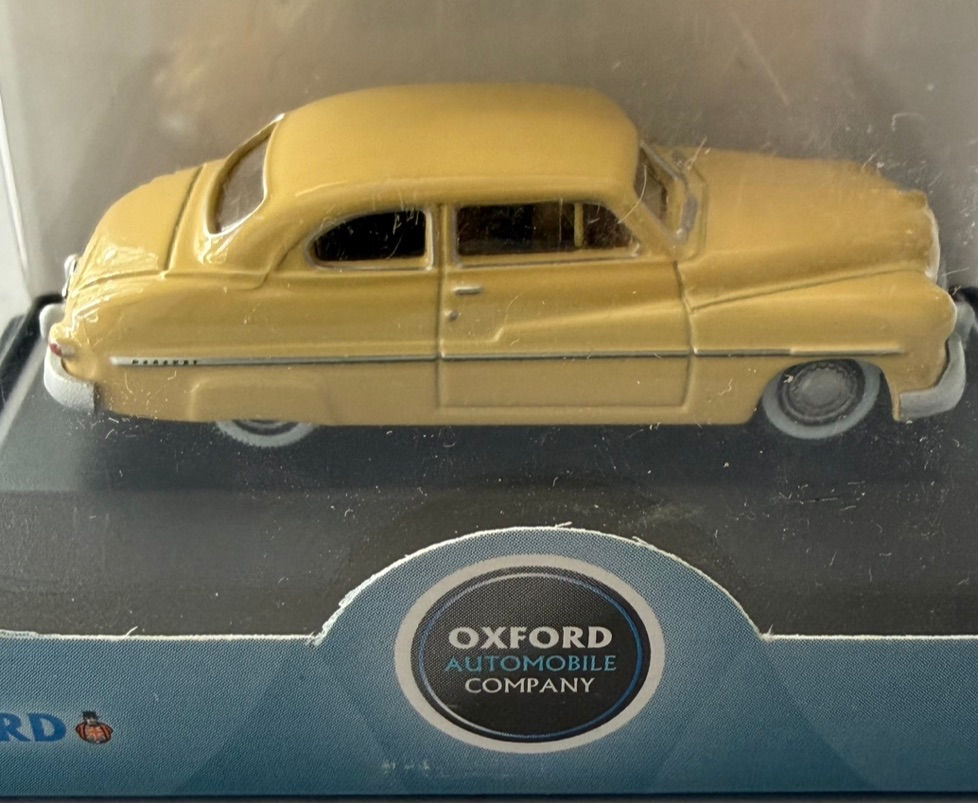 1949 Ford Mercury Coupe -  Cream - Oxford 87ME49002