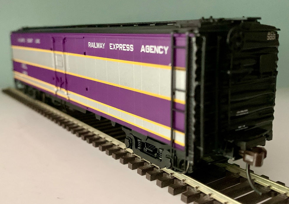 Atlantic Coast Line 50' ACF REA -  Express Metal Reefer  Car - HO - Atlas