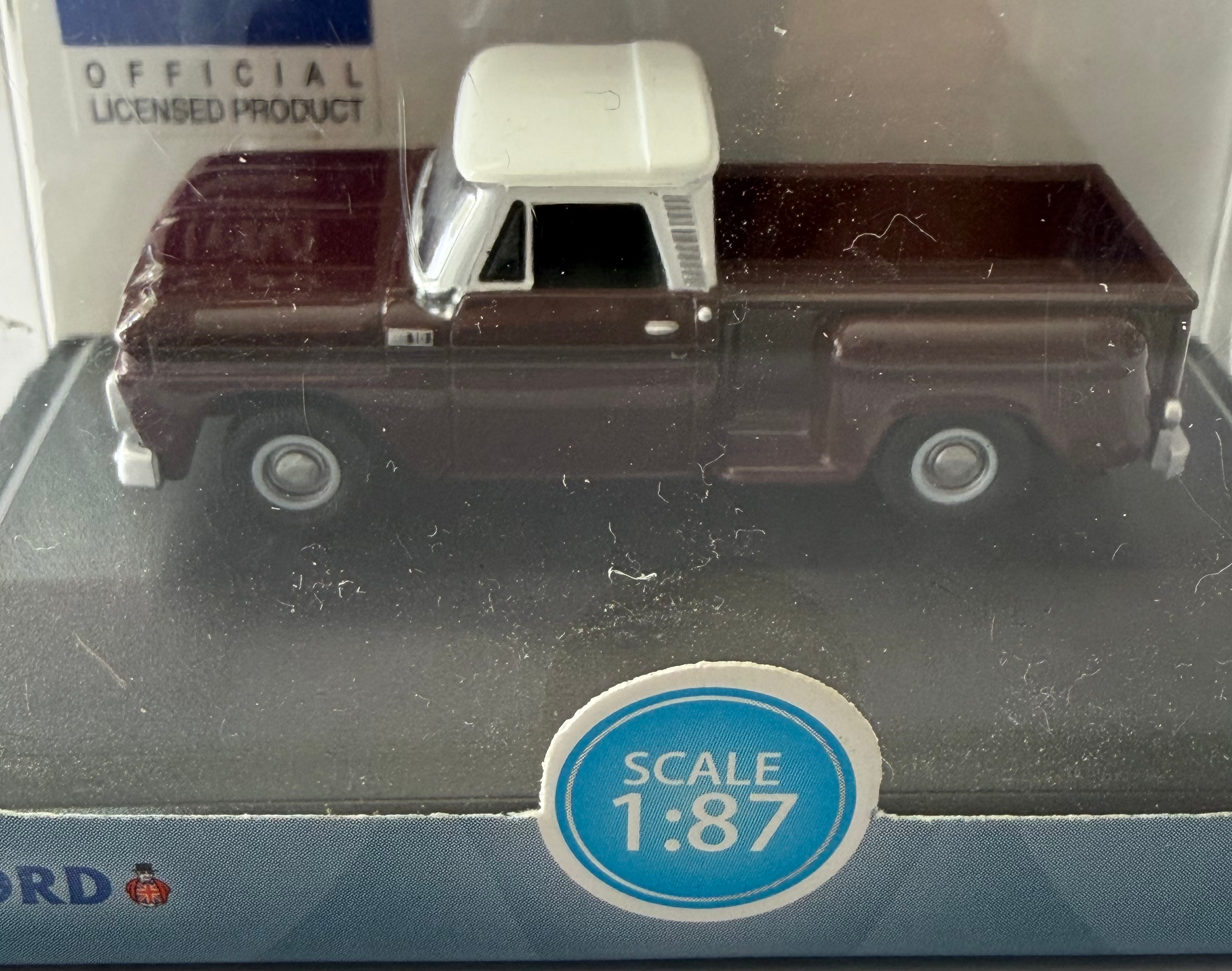 1965 Chevrolet Pick Up  Maroon - Oxford 87CP65003