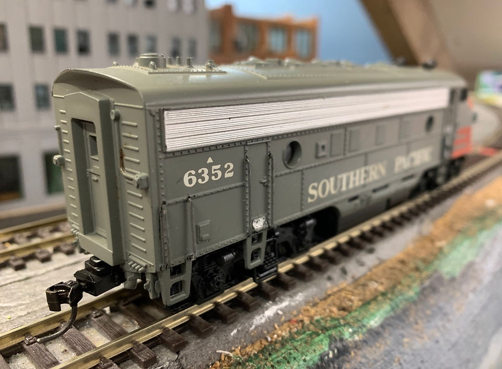 Southern Pacific  F7A  x 2  - DC - Athearn Blue Box