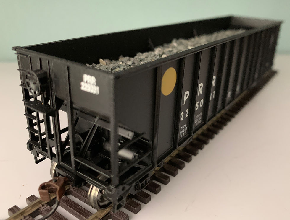 Pennsylvania  H43 100 Ton  Hopper Car with load -  HO - Bowser