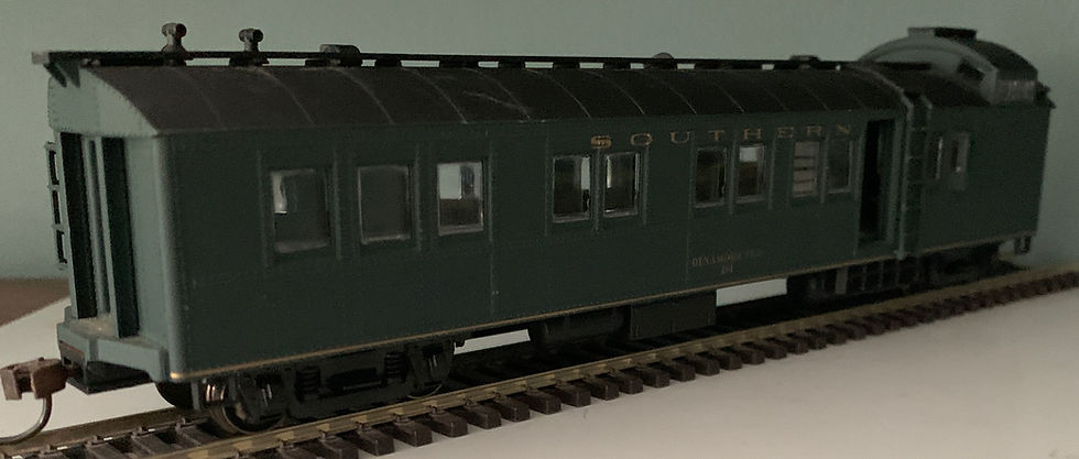 Southern  Dynamometer Car  - Walthers RTR 932-4661 HO