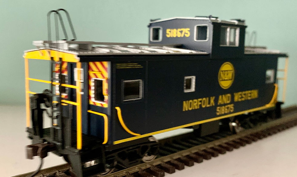 Norfolk & Western C31 Cupola Metal Caboose  -  HO - Atlas 1304-4