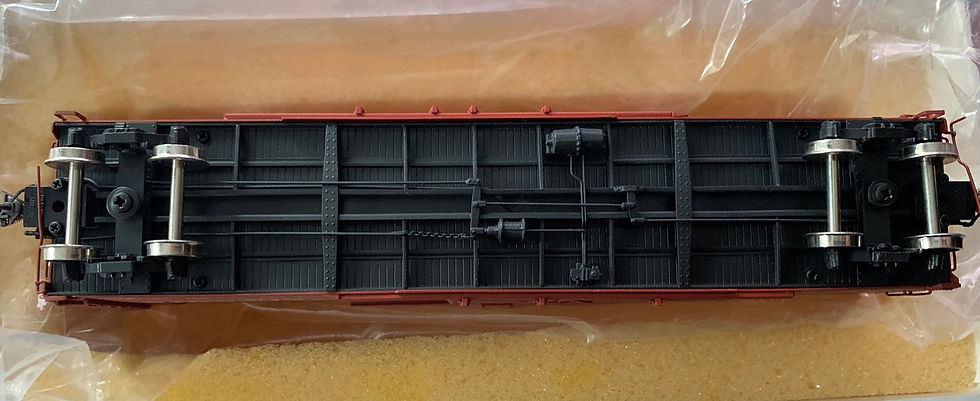 Thumbnail: Pennsylvania 50' Round Roof Box Car X-32 - Railworks X32 4 Brass   HO