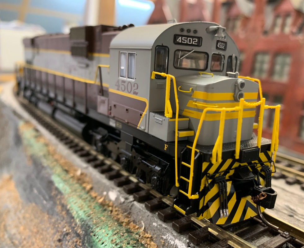 Canadian Pacific - ALCO C-630M - DCC & Snd Bowser 24771