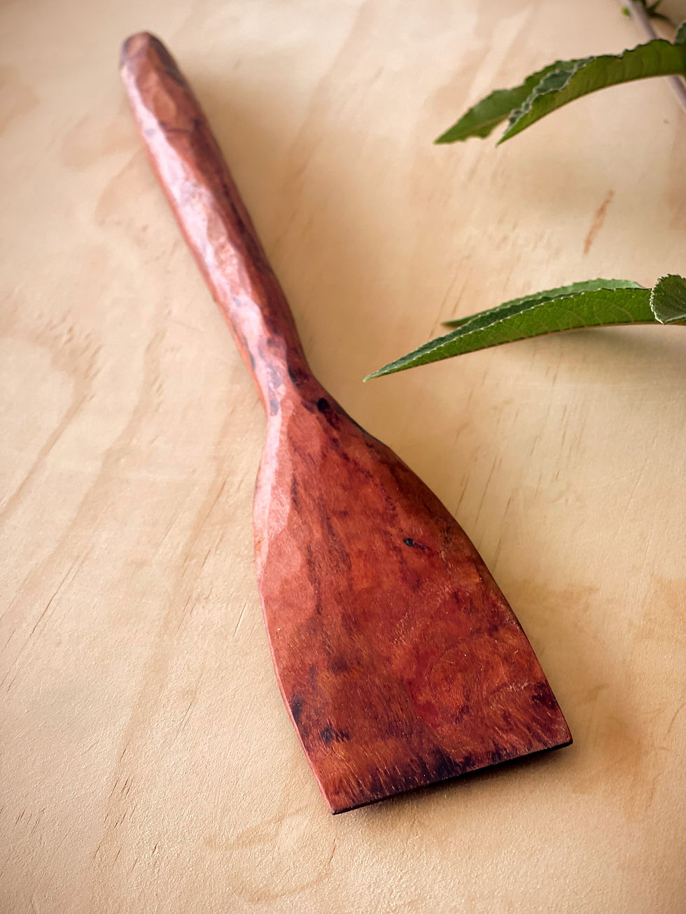 縮圖：Medium Red Gum Spatula
