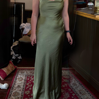 IMAGE Tailors Finsbury Park Dress Fitting: The secret to an elegant silhouette is expert tailoring.