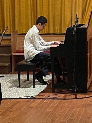 Jamie piano.jpeg