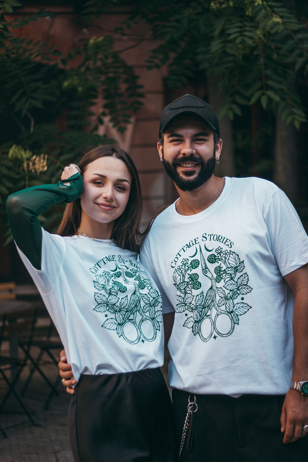Thumbnail: Crane Scissors Unisex Oversize T-shirt