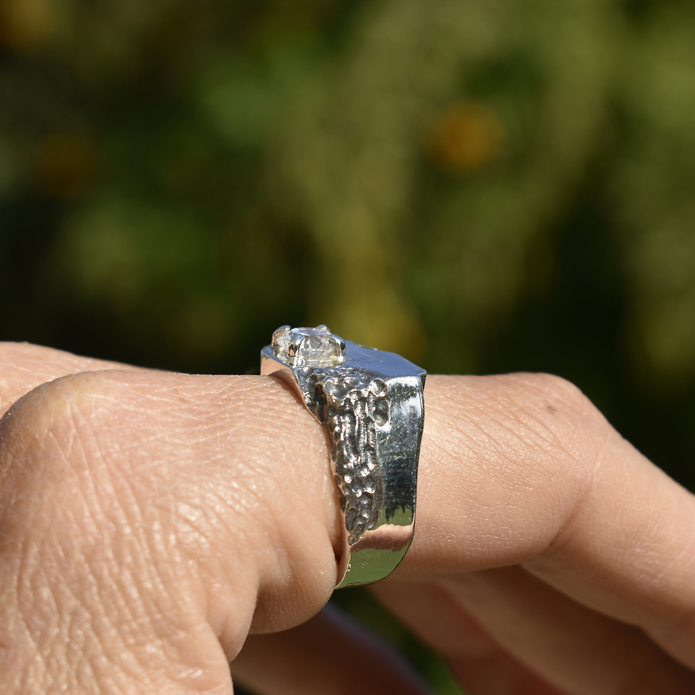 Thumbnail: Diamond Statement Ring | Hepatica